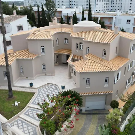 Moments - Guest house
