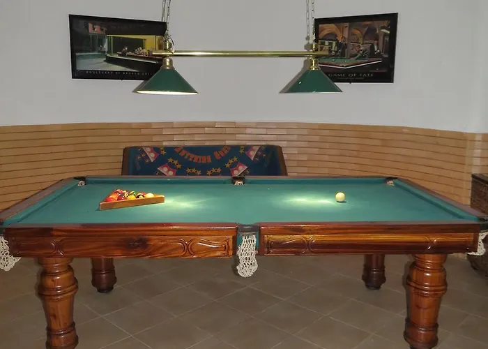 招待所 Moments - 波尔蒂芒