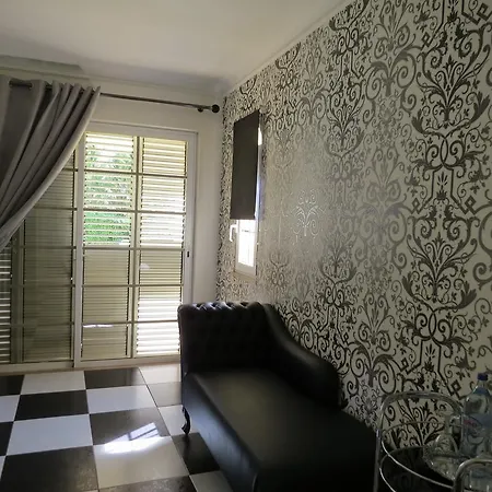 Moments - Guest house